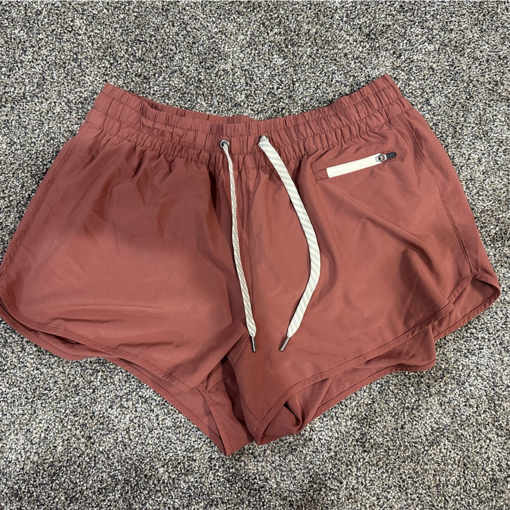 Vuori Clementine short in rosewood
